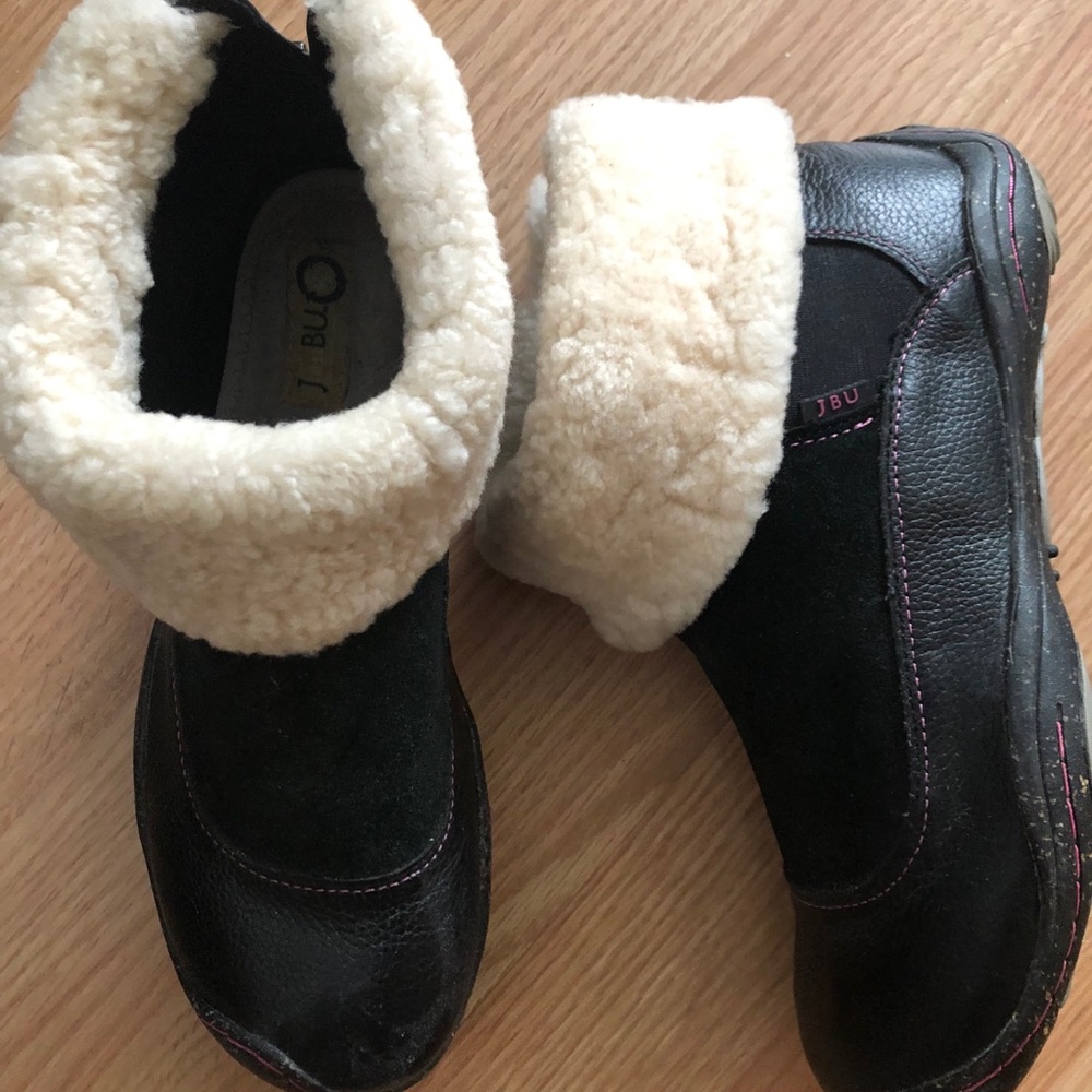 Preowned  women’s  Jambu  Burlington  booties 7 M Excellent